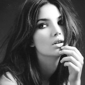 I'm the Beta to the Nightshade Pack. largest pack in the United States. I go to High school still. [Nightshade/Wolf/Mated: @GuardianDax /Literate]
