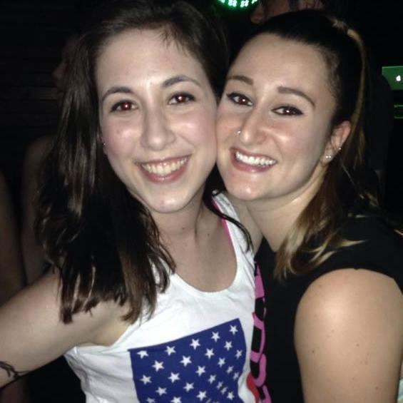 EmCo1011's profile picture. kayak and playlist enthusiast