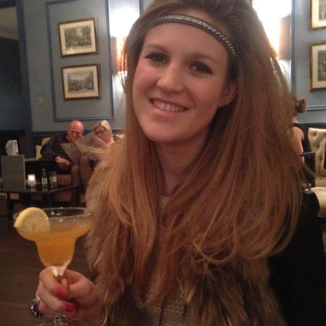 @EdelmanUK PR girl. Keen ear for all things musical. Self confessed Marmite fan. Check out my food blog below; http://t.co/icVvr7Wlyc