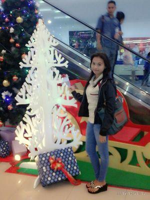 MaghdalenaSurb1's profile picture. smile