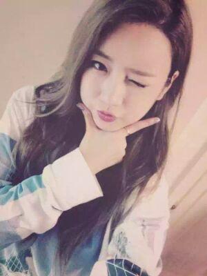 DE_Bomi's profile picture. YOON BOMI from A-Pink (@apink_2011) tidak online berhari = acc ini berakhir. lupa pass thx
