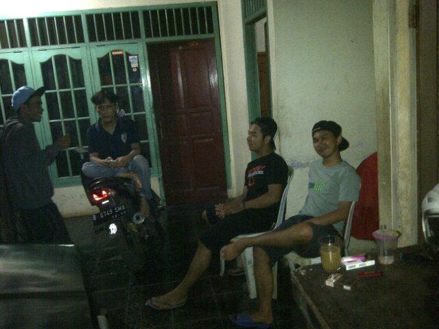Ini ªќµ..