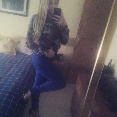 Sus brazos son el paraíso de mi infierno