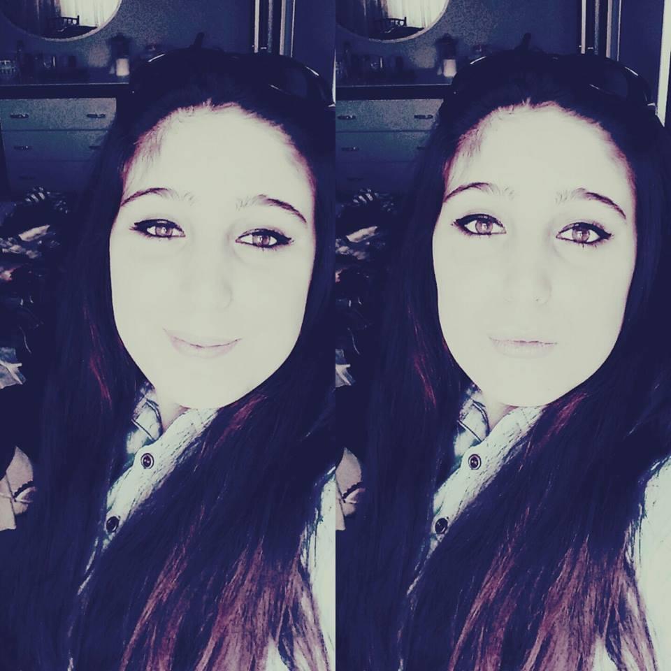 edanurstochm2's profile picture. 