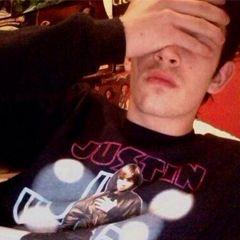 justinxhealy's profile picture. WHY ARE YOU HERE