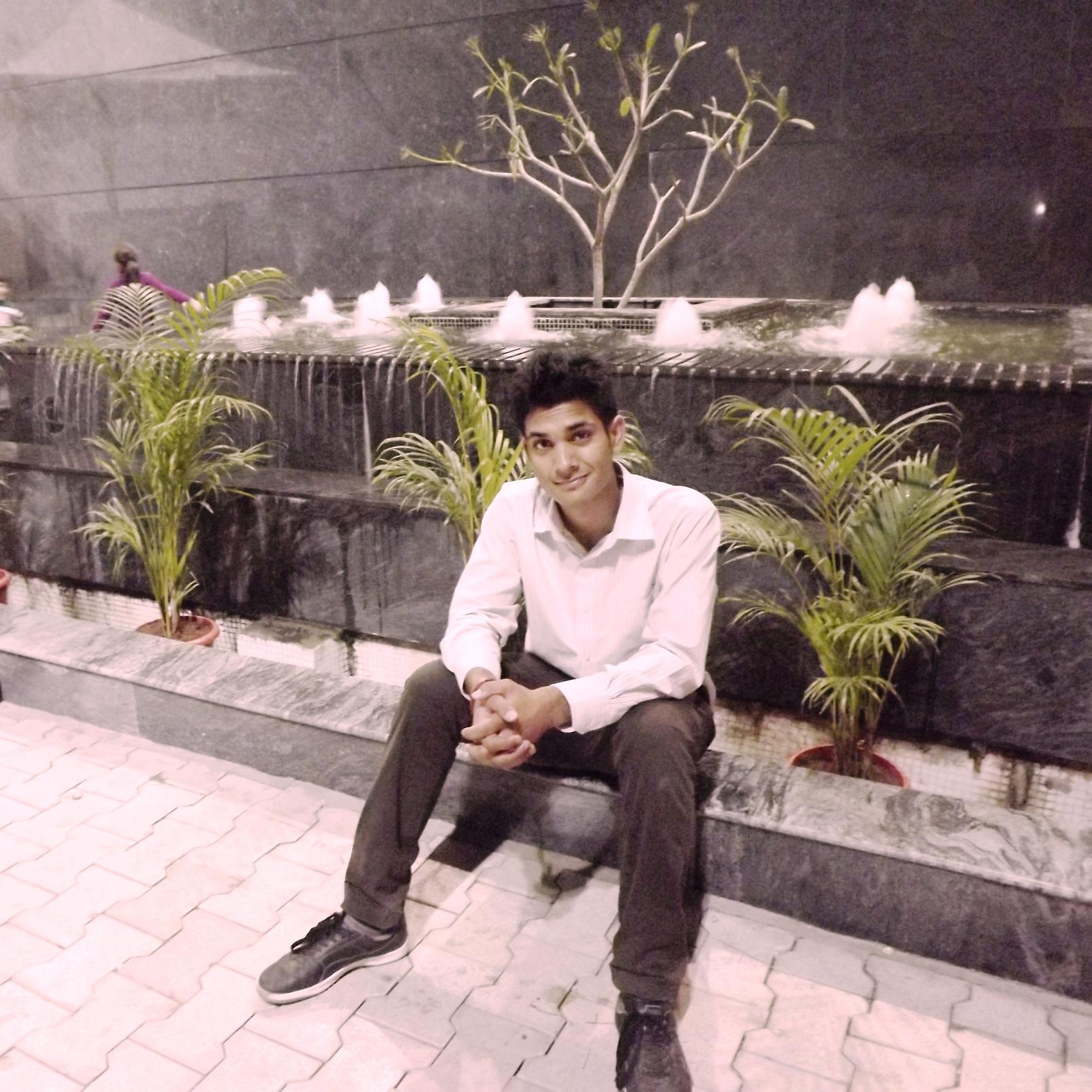 ishan_______'s profile picture. 