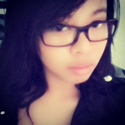 Angelika93B's profile picture. easier to tweet than have to face the wall of book!so i just have to f'weet  through my smartphone to tweet..not wall!