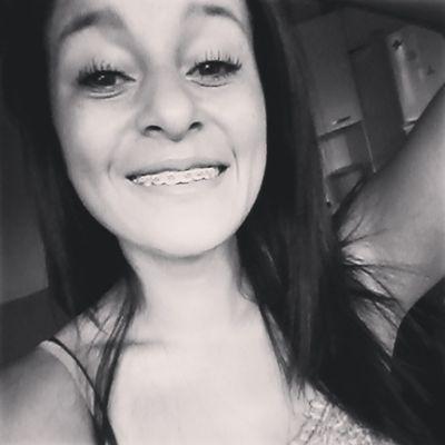 mil fita acontecendo e cê ai ¤