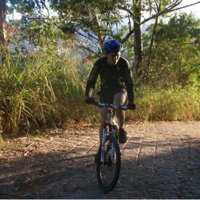maratonista, ciclista MTB, corredor cross country y ultramaratonista. amante de la montaña y visitante frecuente del avila.