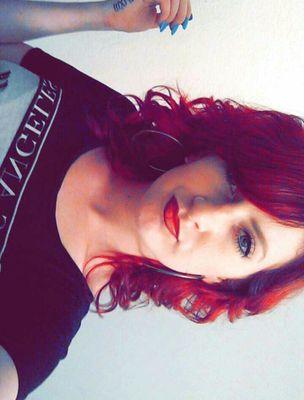 CMACbiiitch's profile picture. wah wah wah.