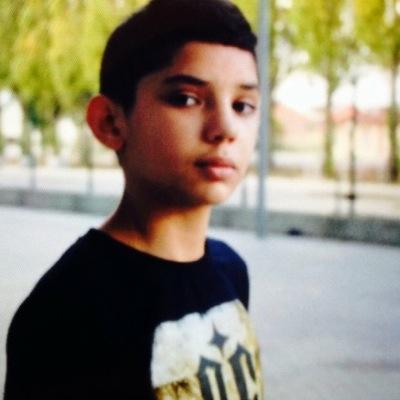 TarekErrougui's profile picture. T'es pas mon objet mais bon t'es a moi  . #Lacrim