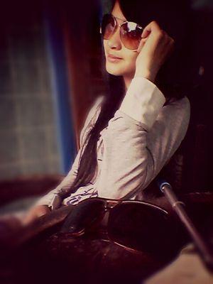 (Senyum mu sebagai Penyemangatku).  ♥Fredy