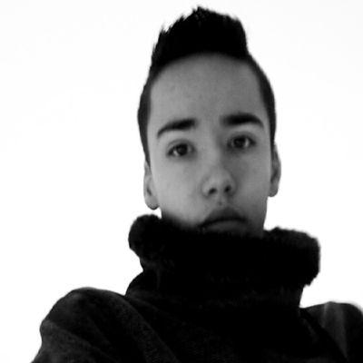 M_Sushi45's profile picture. 17 ans || Franco-Italien️ || Célibataire || Footballeur #TeamItalia #TeamFrance #TeamOL #TeamCG7 #TeamUSO