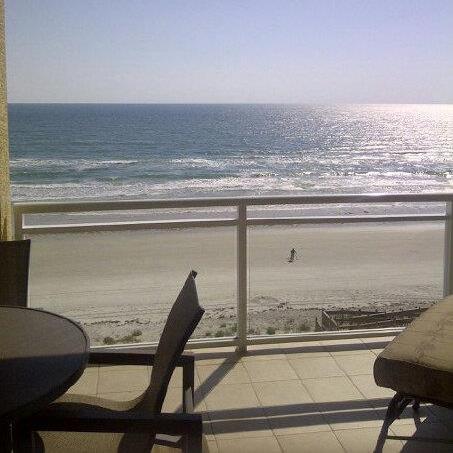 Susan Dainese Dowell is an interior decorator based in Florida. With more than 40 years experience, Susie Q's work is well-known across North America.