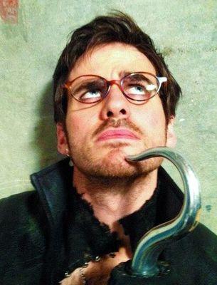 SophsRainbow13's profile picture. This is a free follow from @SophieKlainbow :)