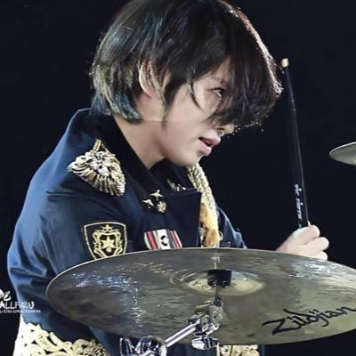 ひちょるちゃんが宇宙一大好き！
Twitterに帰ってきたで＼(^o^)／
気軽にフォローして下さい♡
 #OnlyELF会 No.127