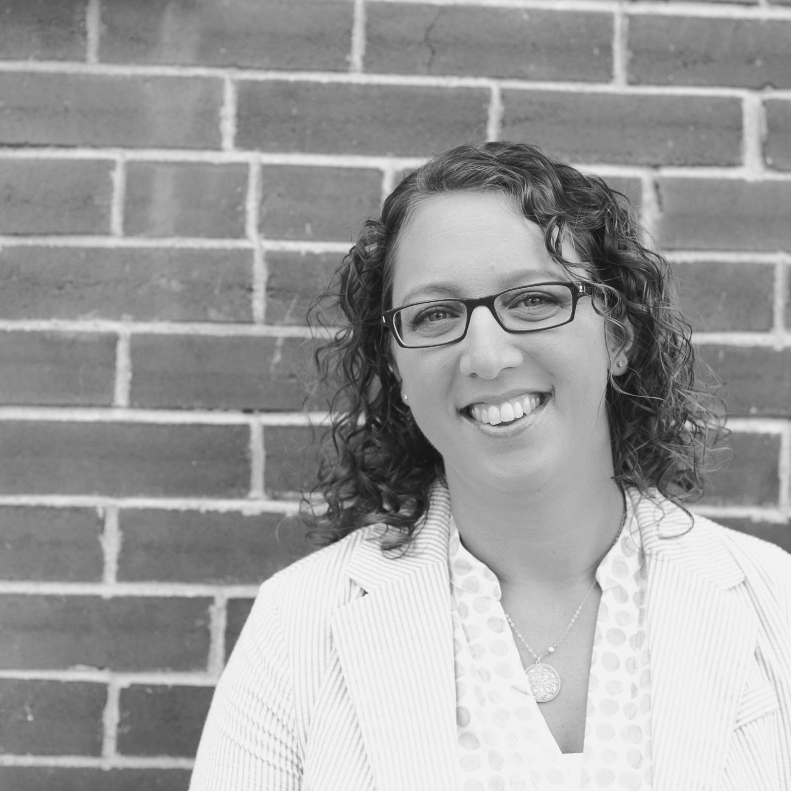 residential & commercial interior designer/ published container gardener/ Instagram obsessed @lgstartzel