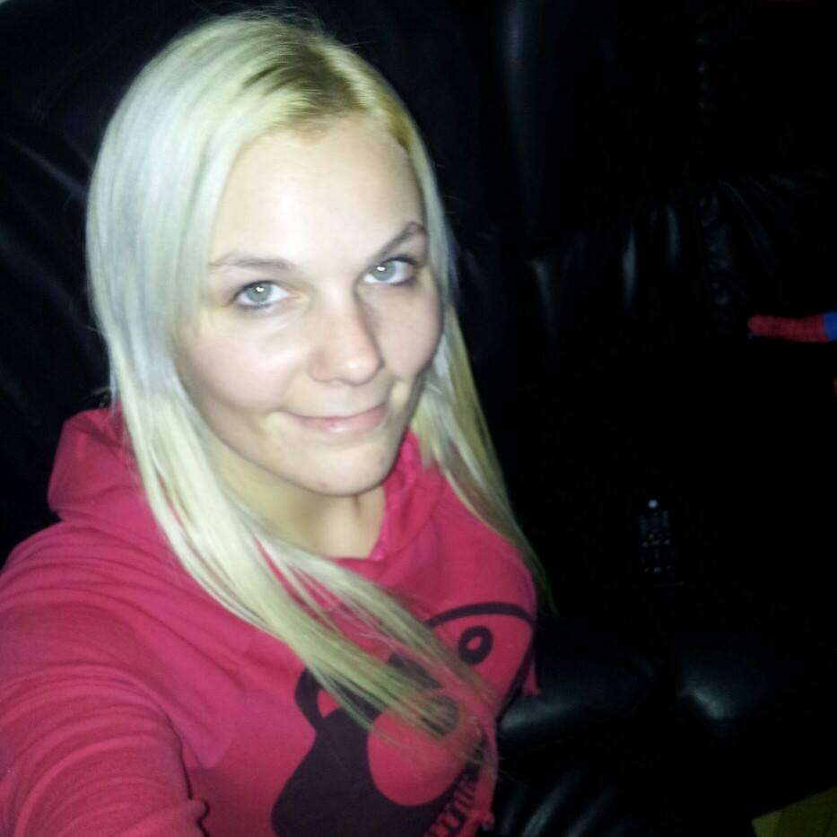 JanetteVerdnik's profile picture. Editor, journalist, a bookworm with passion for written word & a single mom of a 6-year-old boy :)