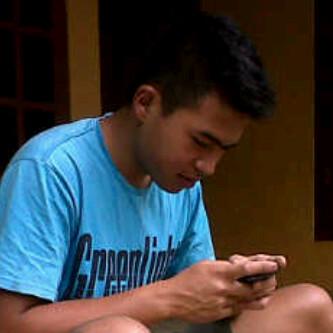 azwinerjr's profile picture. 