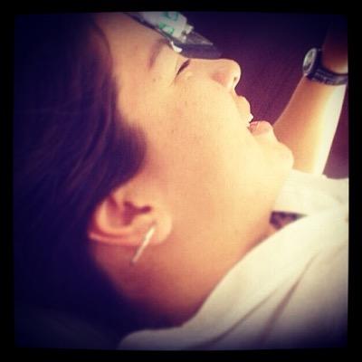 A veces tan fría y mierda a la vez, que me sorprende que aún haya gente que me soporta🤷🏻‍♀️Believer of the magic ツ I ♥ Sarcasm ♥ + ☮ = ツ