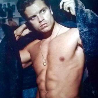 CharmingRhodes's profile picture. Pledge. Silver tongue, gentleman with bedroom eyes. Music major with a minor in booze. {RP} #Lyrick