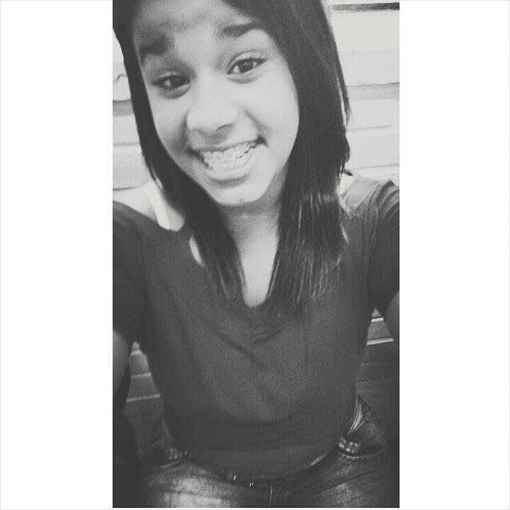 wpp 051 944454117/ 14 anos ✌/Gremista/solteira,mais não sozinha/Belieber❤