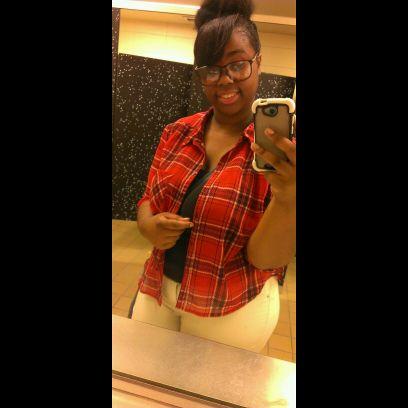 Snapchat : Jaeesmackk .. Instagram : _plussize