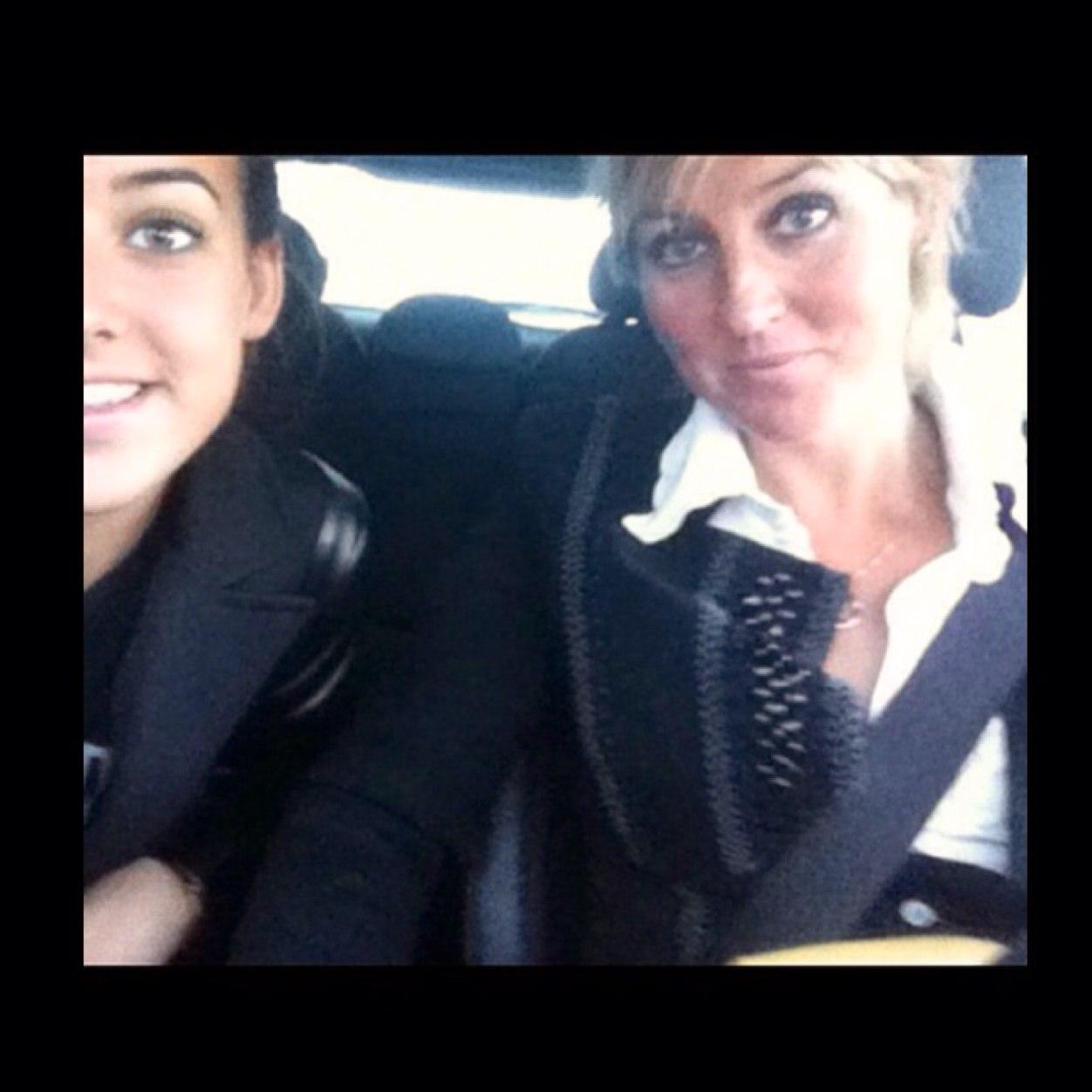 hey love you x linde