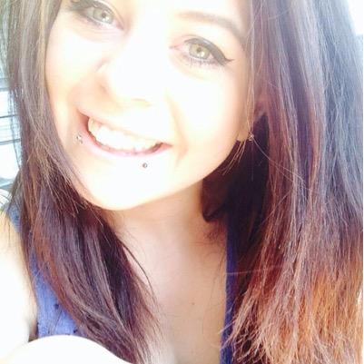 Hi Im monique, 16, Kiwi living in australia life is bliss❤️
