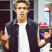 pls luke✗mom liz (@dira_rifani) 's Twitter Profile Photo pls luke✗mom liz (@dira_rifani) 's Twitter Profile Photo