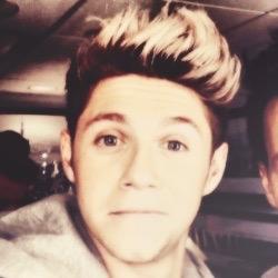 hope you have a great day☺️ follow @ifantaniall, she follows back