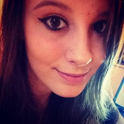 pearse_chloe's profile picture. you know my name, not my story