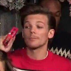 FOLLOW @sizezjm FOR FREE FOLLOWS, TWEET HER WHEN DONE