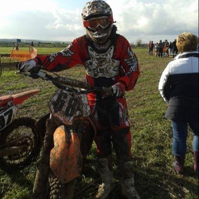 LewiscobbLewis's profile picture. 