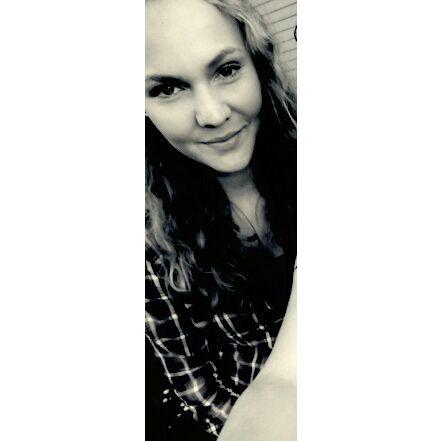 Veяяückt sєiη hєißt ηicht,dαs mαη kindisch ist,
sondєяη єhєя, das mαη dαs ℓєbєη iη volleη zügєη gєηiєsst... ♥ ♥