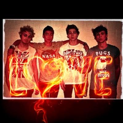 I love 5SOS