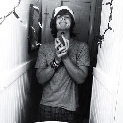 SNAPITSMICHAEL's profile picture. 