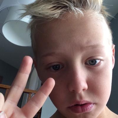 Matthew32477394's profile picture. I love Fifa 15