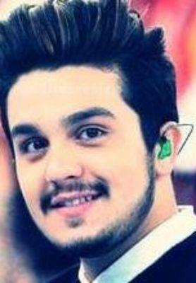 Pois só quuem soonhaa conseguue alcançaar @luansantana preciso do teu abraço.