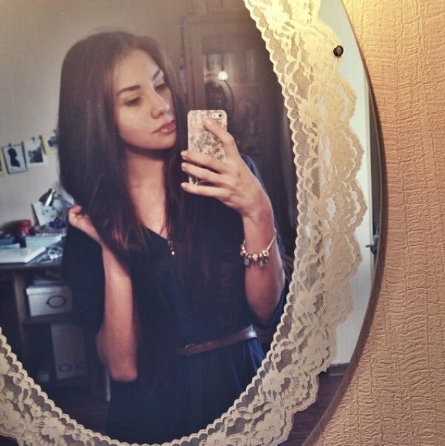 sono sempre la stessa, cerco di far vedere che non me ne frega nulla ma mi resta stampata in testa ogni singola cosa, annego in km di sfiga. #maiunagioia