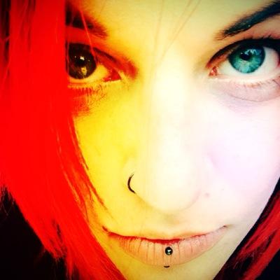 rrotezora's profile picture. Too hot to handle too cold to hold...