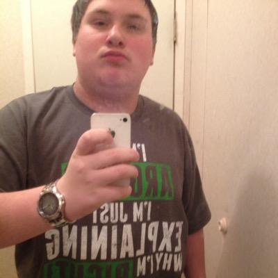 i love playing video games mostly callofduty aw and gtav i will start uploading gameplay videos when i get to 100 follows