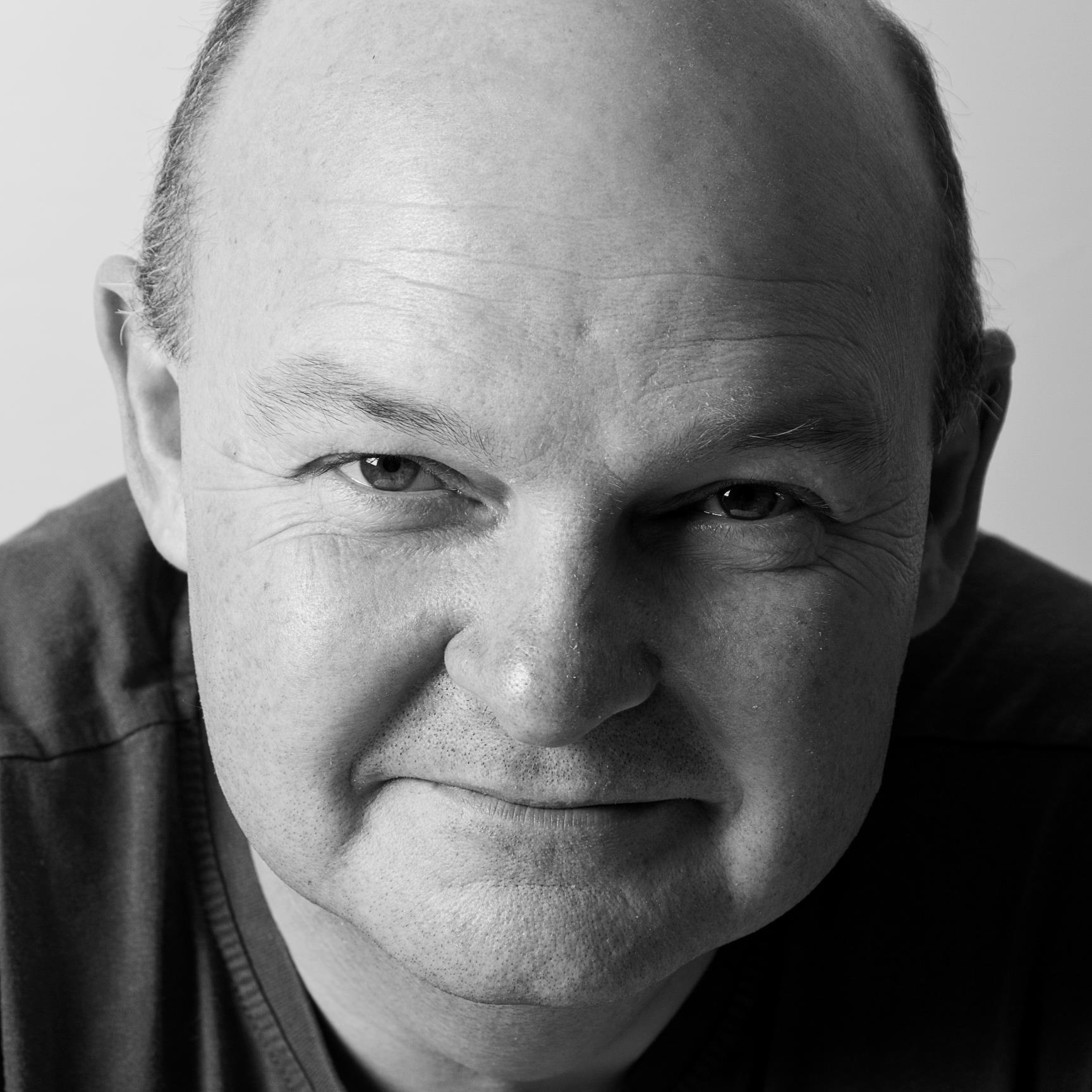 A keen photographer for many years. my main subjects are landscapes, aviation and wildlife. I also enjoy playing guitar.