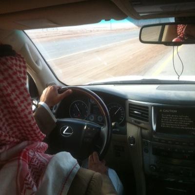 من بغانا بالوفاء يرقى سنود ومن نوانا بالردى ياكل تراب