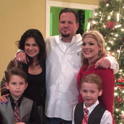 dechebryant's profile picture. 