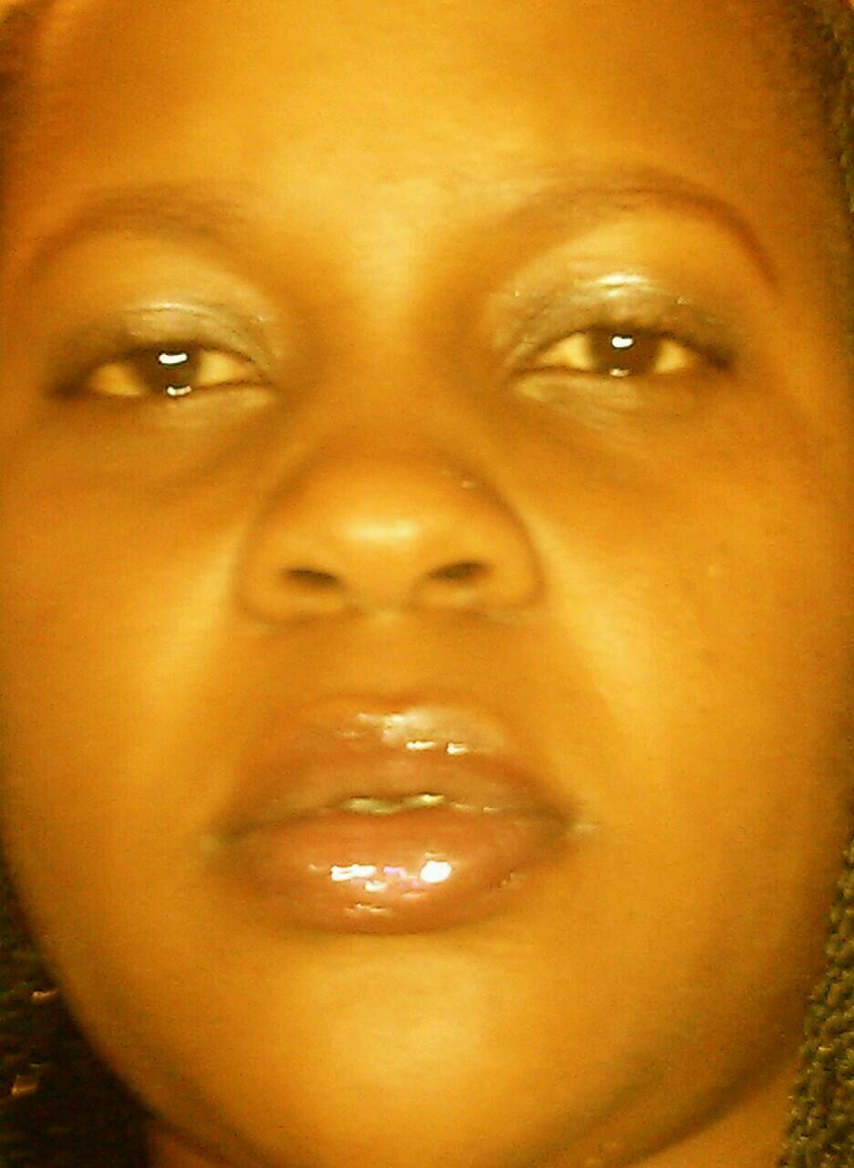 chichirozay's profile picture. 