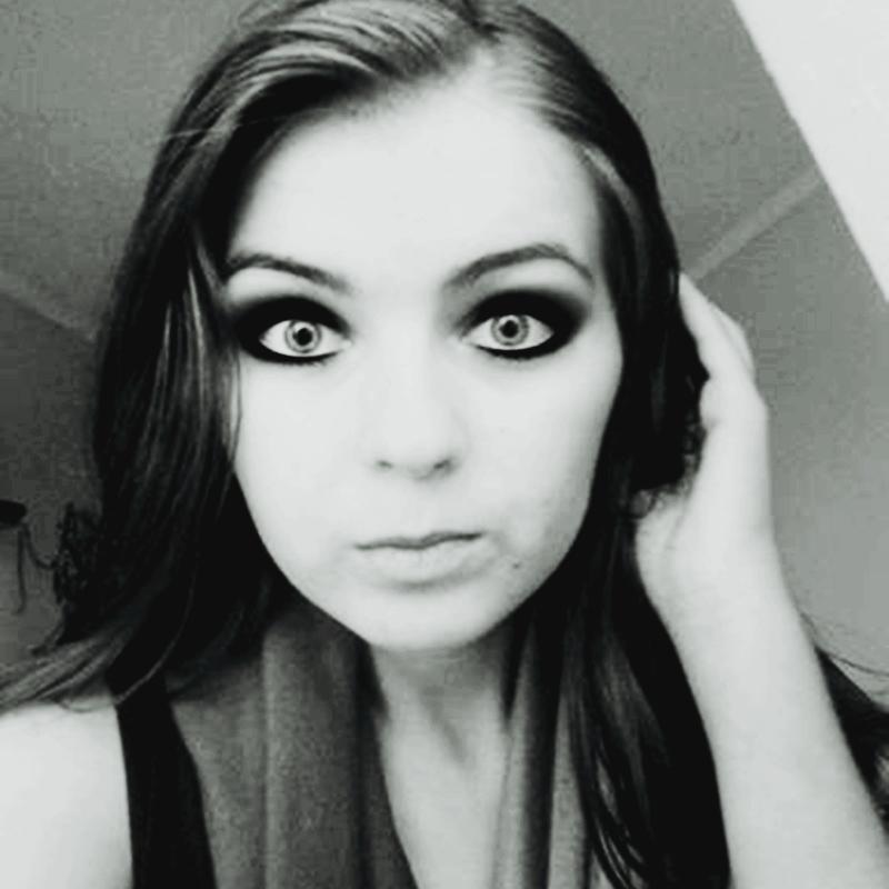 AliciaVinci_'s profile picture. 