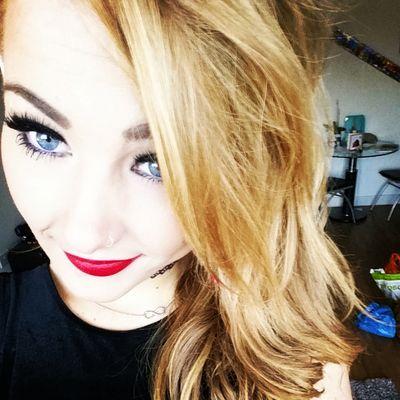 melissa_kilday's profile picture. 'I swear in that moment, we were infinite'