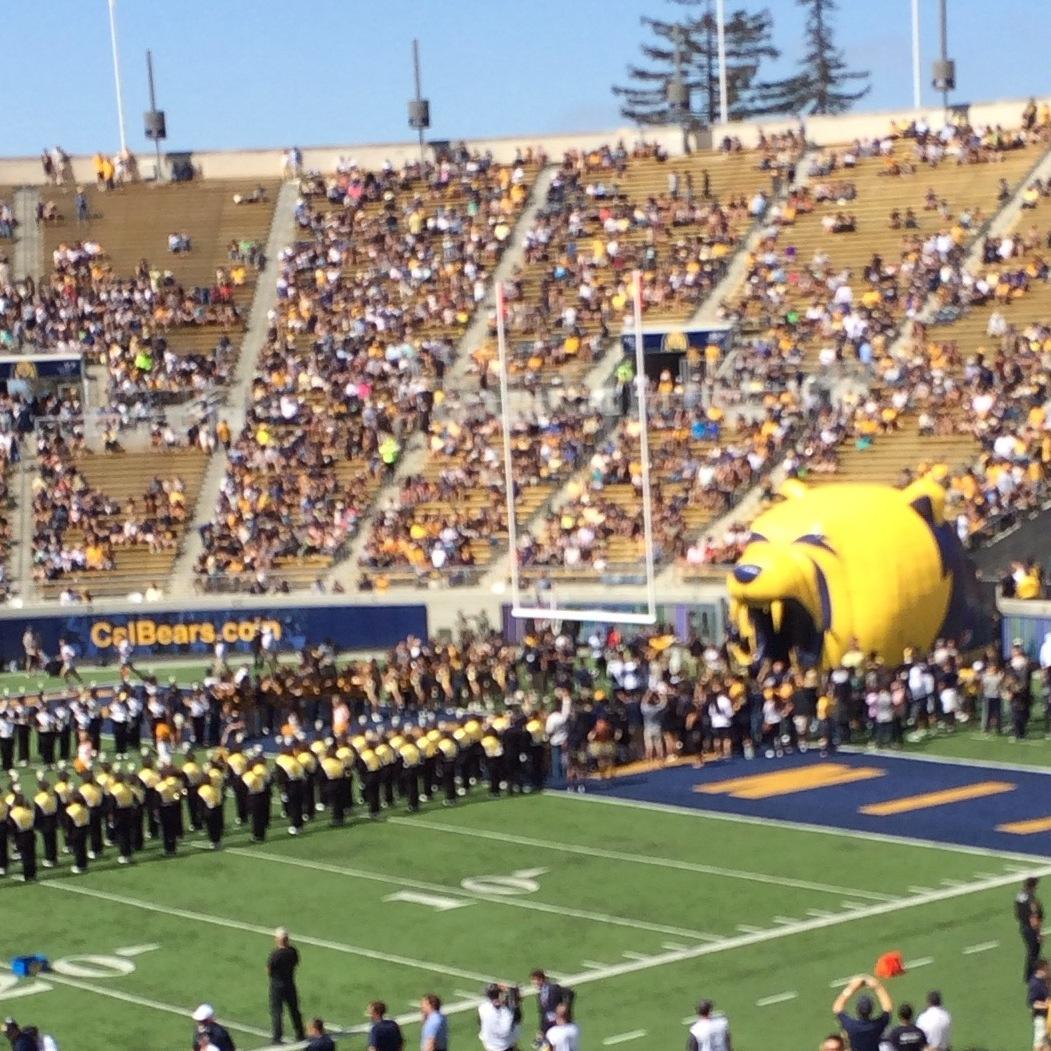 My name is Ben Parker. I graduated from UC Berkeley. Follow me here to keep up with the NFL! I'm also @slamdunk406 (No affiliation with the NFL)