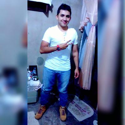 Jesusceli24's profile picture. No confundas mi personalidad con mi actitud, mi personalidad es quien yo soy, y mi actitud depende de quien seas tu.